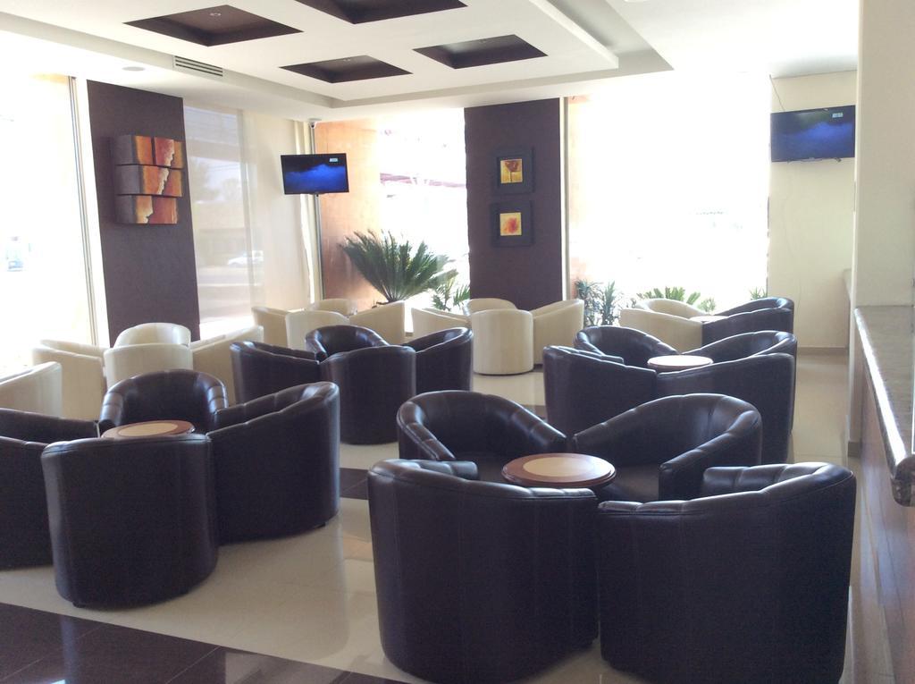 Hotel Soleil Business Class Celaya Exterior photo
